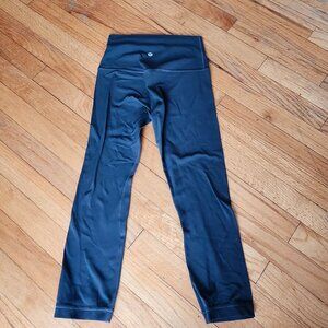 lululemon short leggings capri